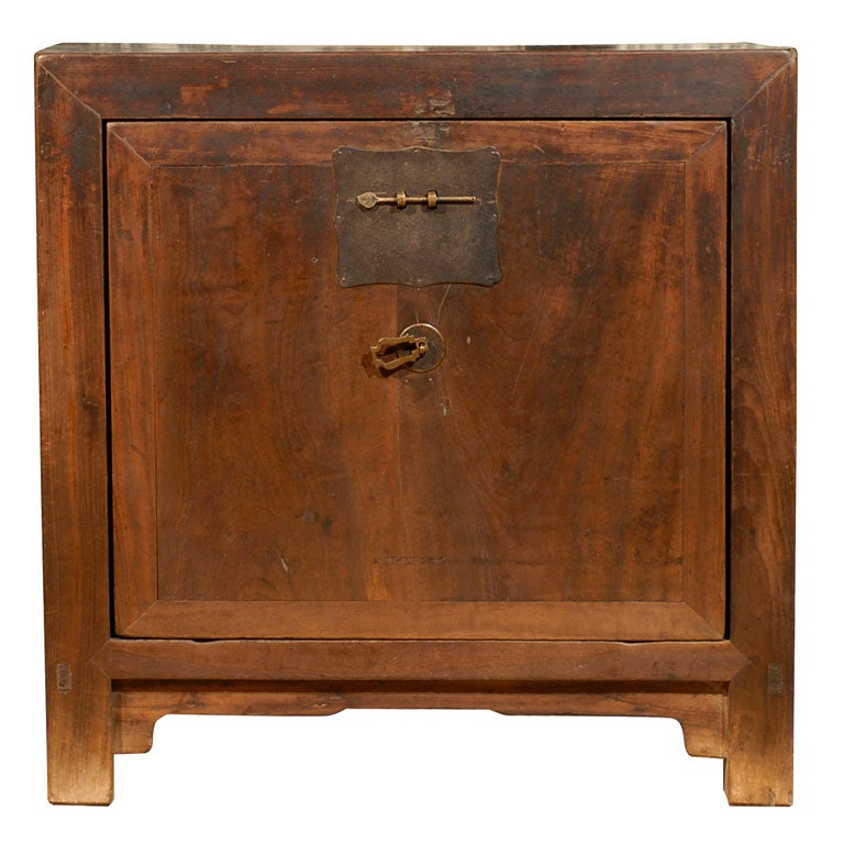 Small RARE apothercary cabinet from the Zhejiang Province For Sale