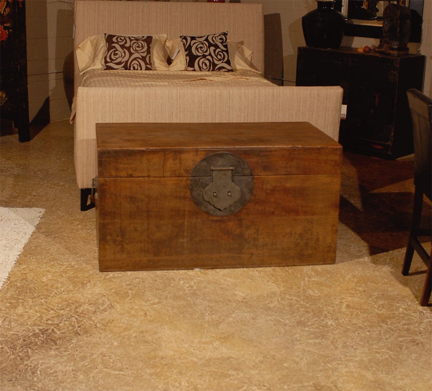 Hebei Trunk with large original hardware