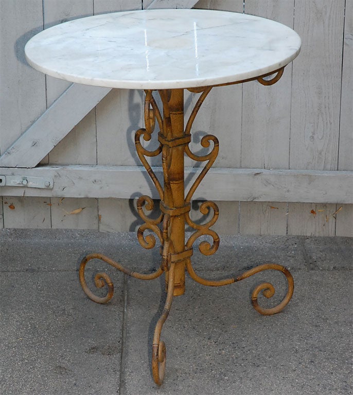 Mid 19th Century English Round Garden Table In Good Condition In Los Angeles, CA