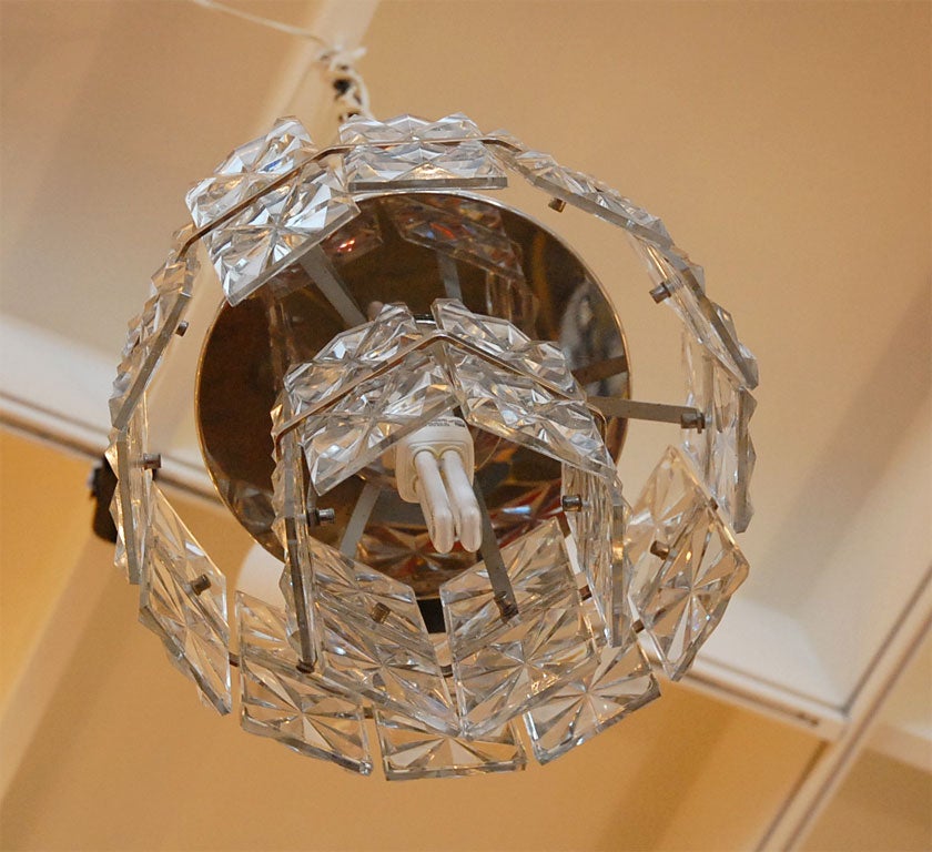 1960s Glass Chandelier In Good Condition For Sale In Cathedral City, CA