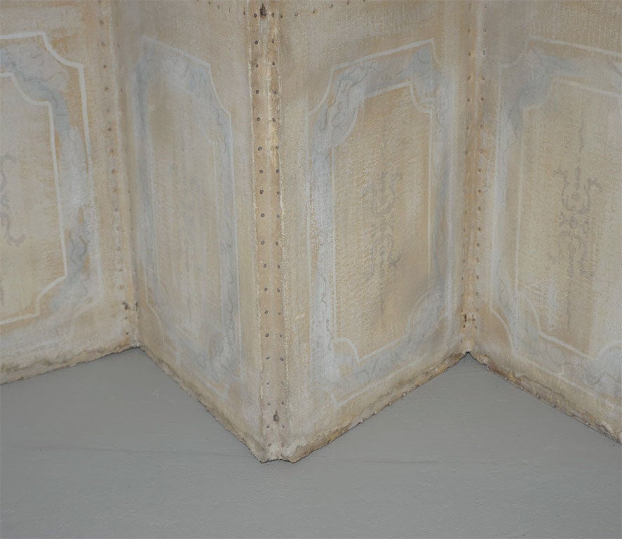 Elegant 18th Century Canvas Screen In Excellent Condition For Sale In San Francisco, CA