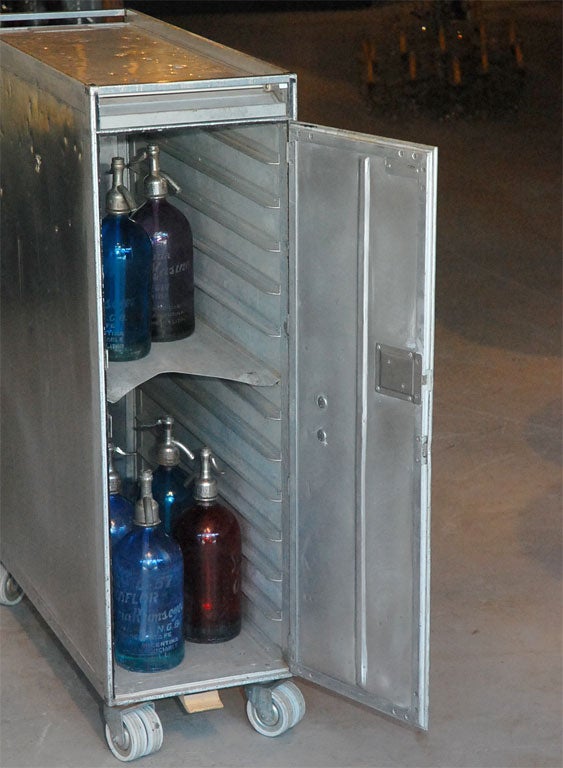 Airplane Galley Cart 3