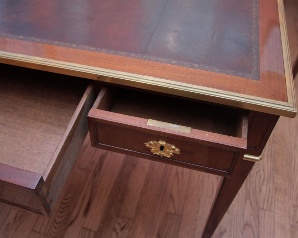 Mahogany and oak writing table (bureau-plat)  by Fidelys Schey For Sale 1