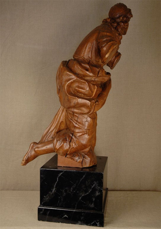 Italian 18th Century Oak Statue of Kneeling Woman For Sale