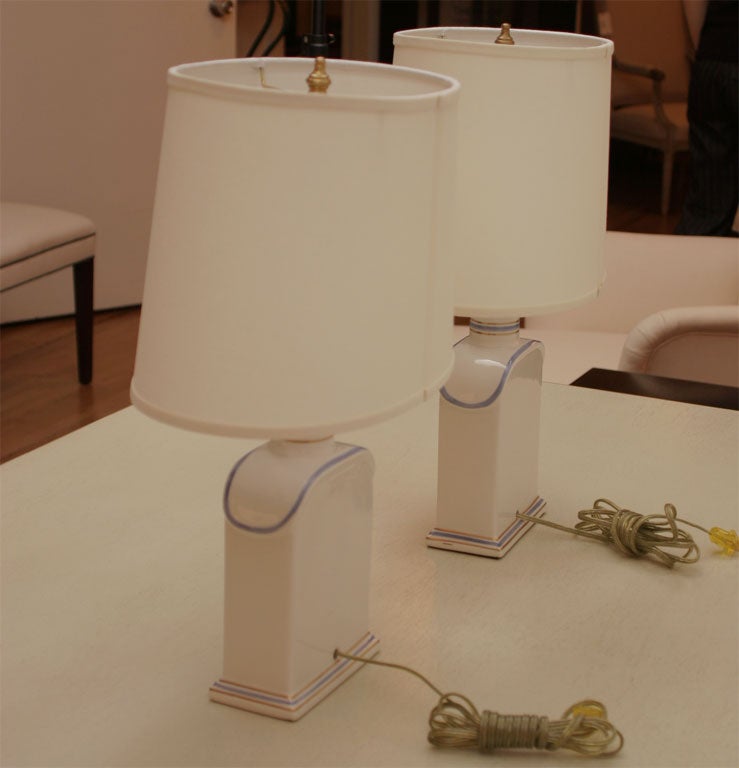 20th Century Pair of Blue and White China Lamps For Sale
