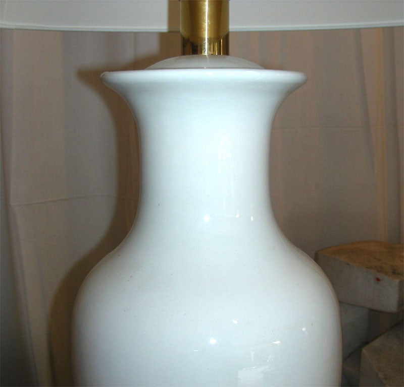 Two 1960s Lamps in White Porcelain For Sale 4