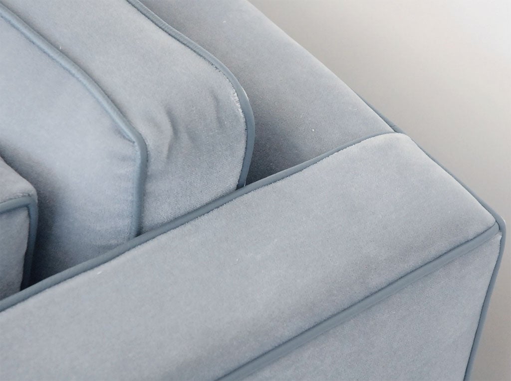Mid-20th Century Handsome Tailored Single Cushion Sofa in Mohair and Leather