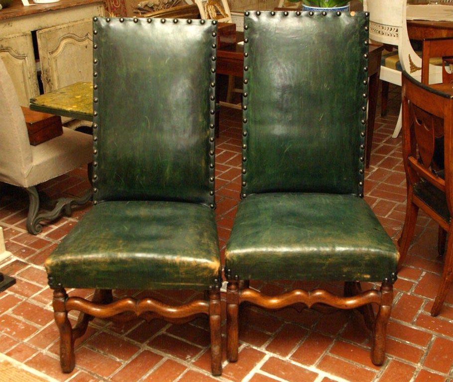 8249  A PAIR OF "OS DU MOUTON" CHAIRS, C 1700