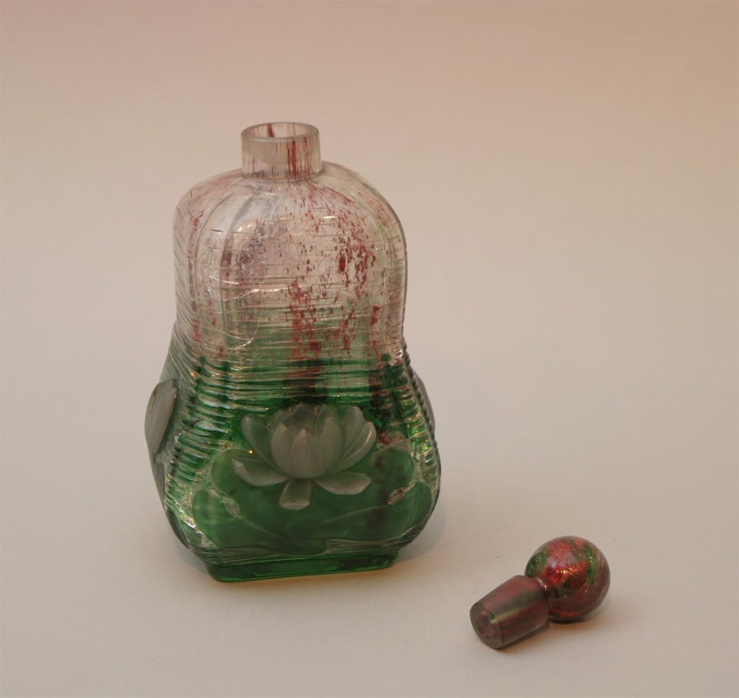 Rare Art Nouveau Cameo Glass Bottle by Eugene Michel In Excellent Condition For Sale In New York, NY