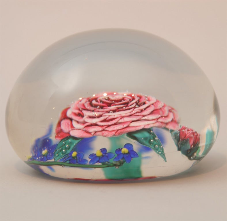 Important Mount Washington Glass Company Magnum Paperweight In Excellent Condition In New York, NY