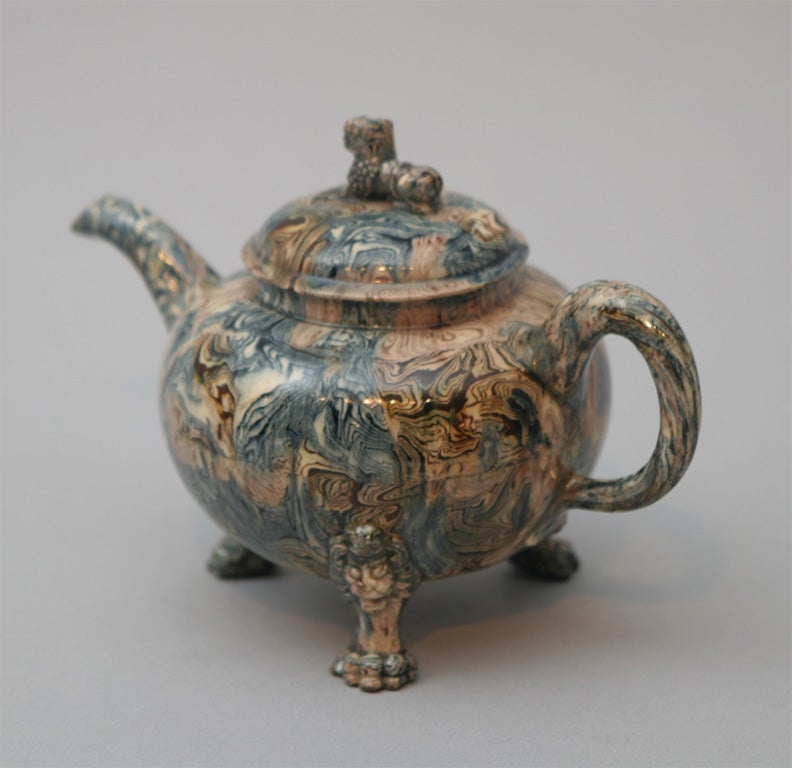 18th Century and Earlier English Agate Teapot For Sale