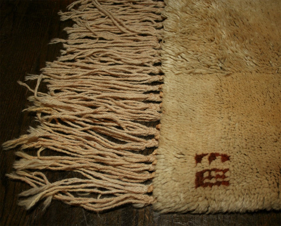 Handmade Wool Carpet by Evelyn Wyld In Excellent Condition In Hoboken, NJ
