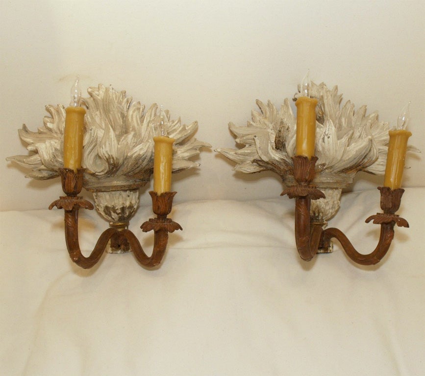 8223  PAIRE D'APPLIQUES EN BOIS ET TOLE DU 19EME SIECLE