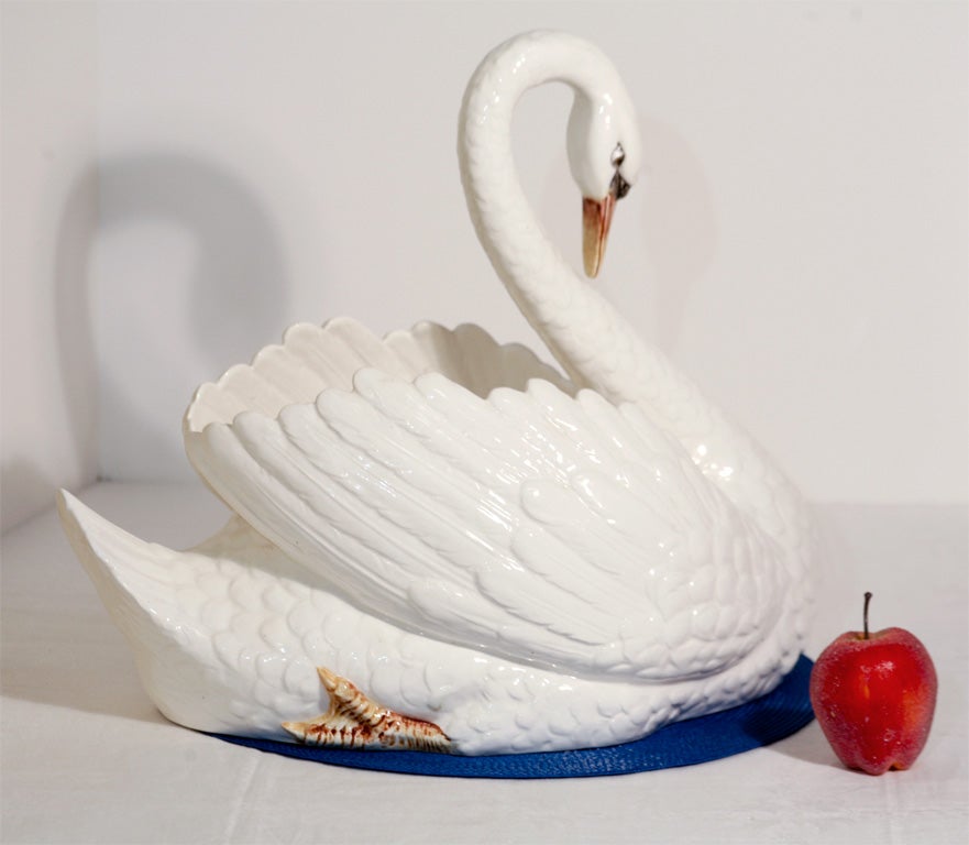 Ceramic Full Figural Swan Centerpiece 6