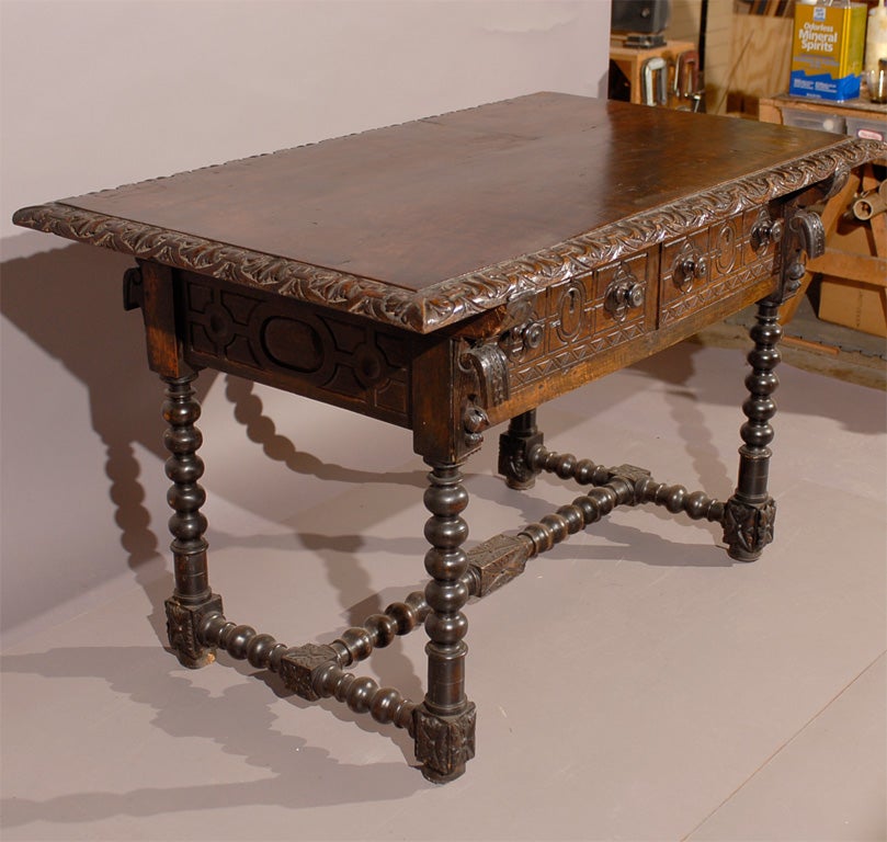 18th Century Spanish Library Table in Walnut with Carved Details For Sale 3