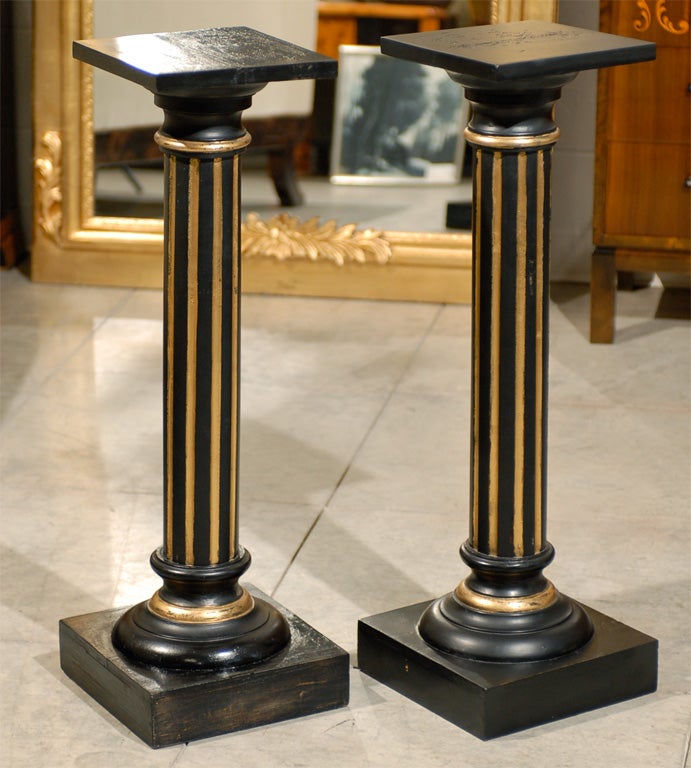 Pair of Antique Swedish Neoclassical Late Empire Pedestals For Sale 1