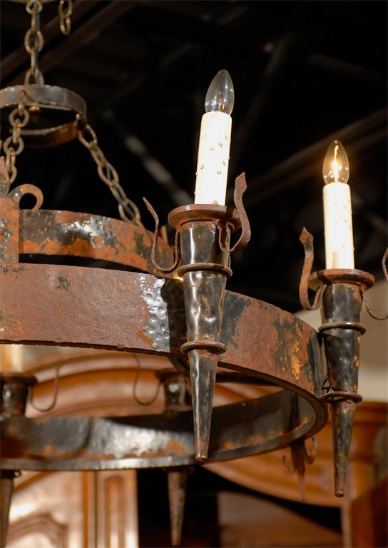 French 19th Century Rusted Iron Six-Light Chandelier with Fleur De Lys Motifs In Fair Condition For Sale In Atlanta, GA
