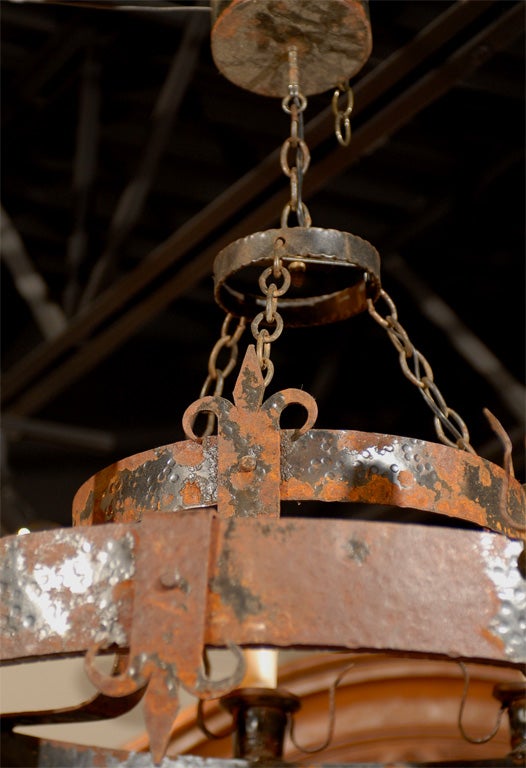 French 19th Century Rusted Iron Six-Light Chandelier with Fleur De Lys Motifs For Sale 1