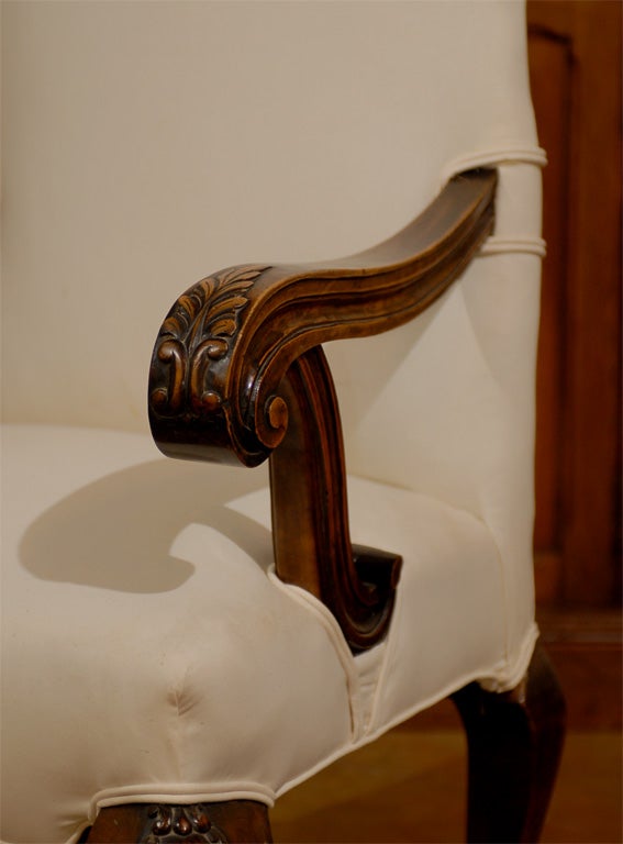 Italian, 19th Century Rococo Style Walnut Upholstered Armchair with Fine Carving For Sale 1