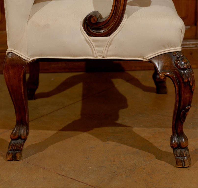 Italian, 19th Century Rococo Style Walnut Upholstered Armchair with Fine Carving For Sale 7