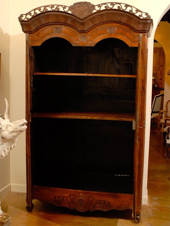 French Late 18th Century Cherry Armoire from Rennes with Hand Carved Décor For Sale 4