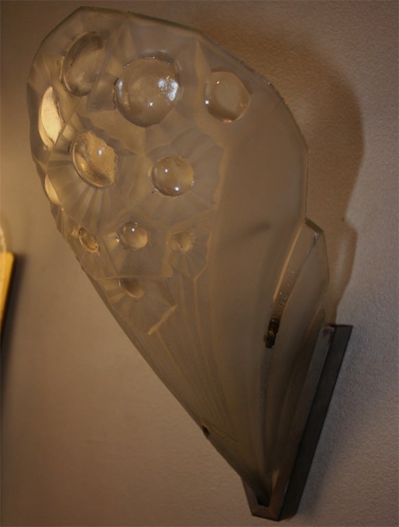 French Art Deco Sconce by Muller Frères For Sale 3