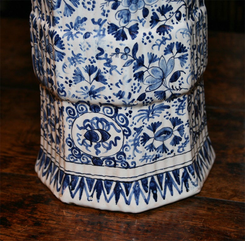 A 17th c. Dutch Blue and White Octagonal Lily Vase 2