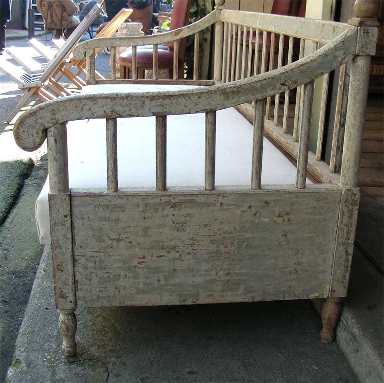 1820s Northern Sweden Settee For Sale 3