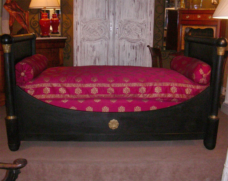 19th Century Empire Style Mahogany and Black Wood Day Bed For Sale