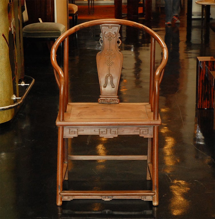 Chinese Horse Shoe Chair 1
