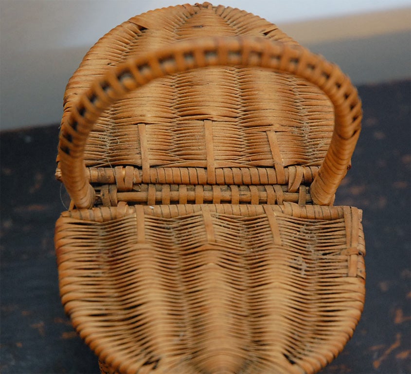 19TH C. RARE NEW ENGLAND SHAKER BASKET 5