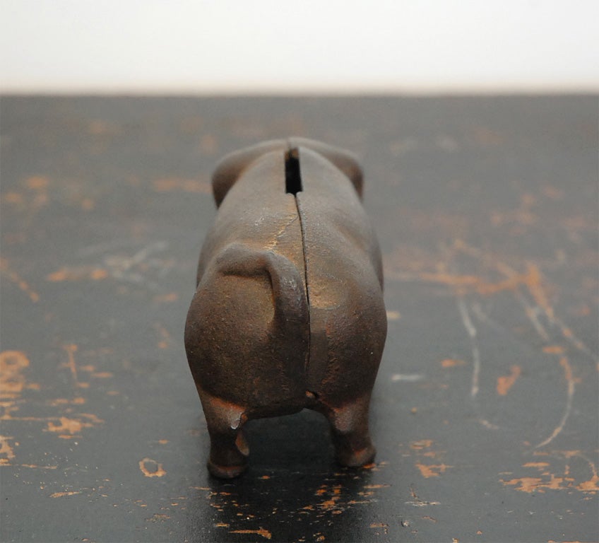 cast iron pig bank