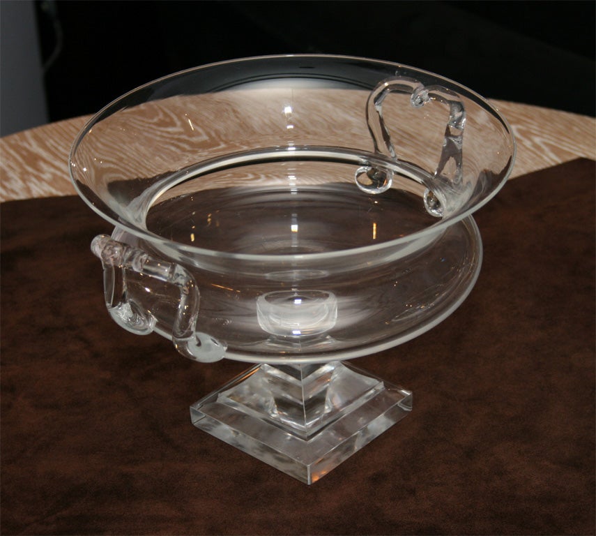 STEUBEN FOOTED BOWL