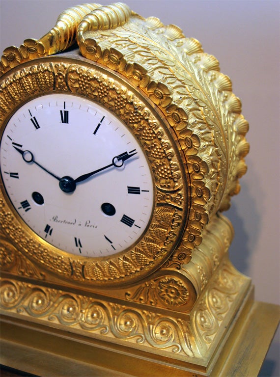 Bronze clock For Sale 2
