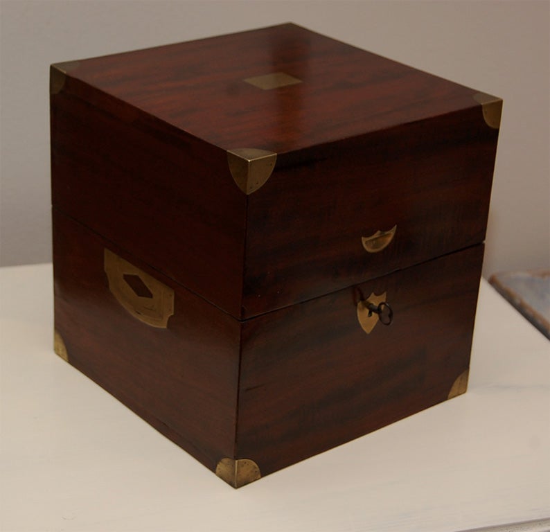 Early 19th Century Mahogany Campaign Traveling Decanter Box 2