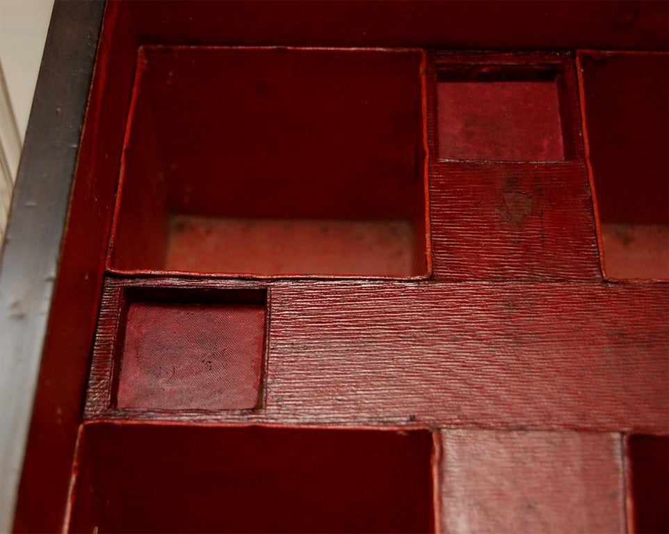 Early 19th Century Mahogany Campaign Traveling Decanter Box 6