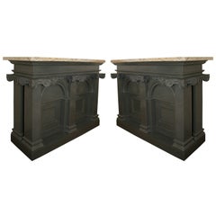 Coppia di armadietti architettonici dipinti