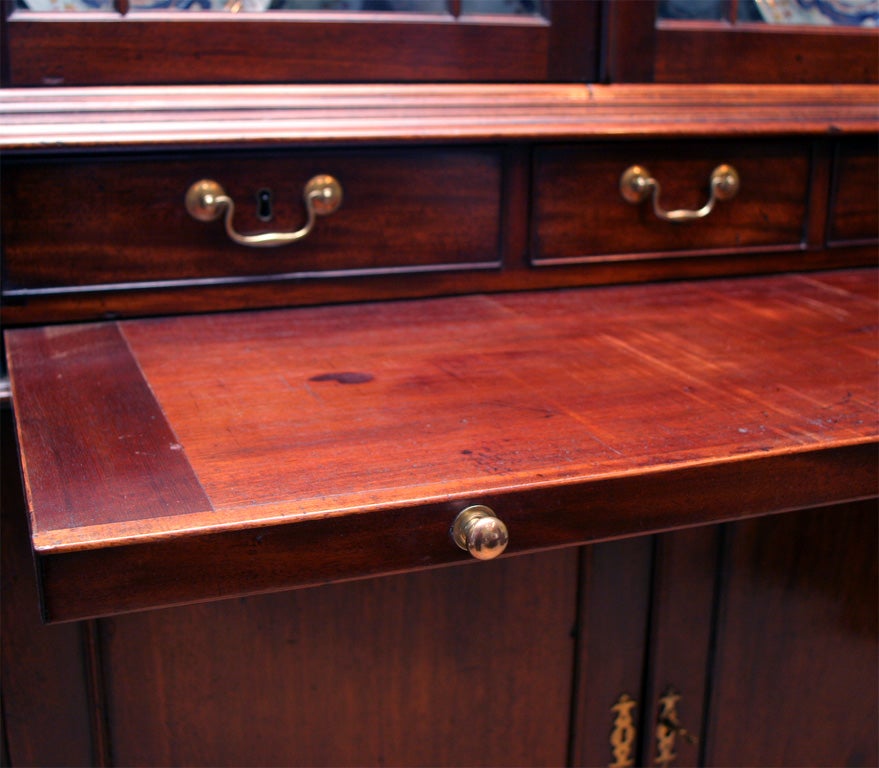 Hand-Carved George III Solid Carved Mahogany Breakfront Bookcase, English, circa 1780 For Sale