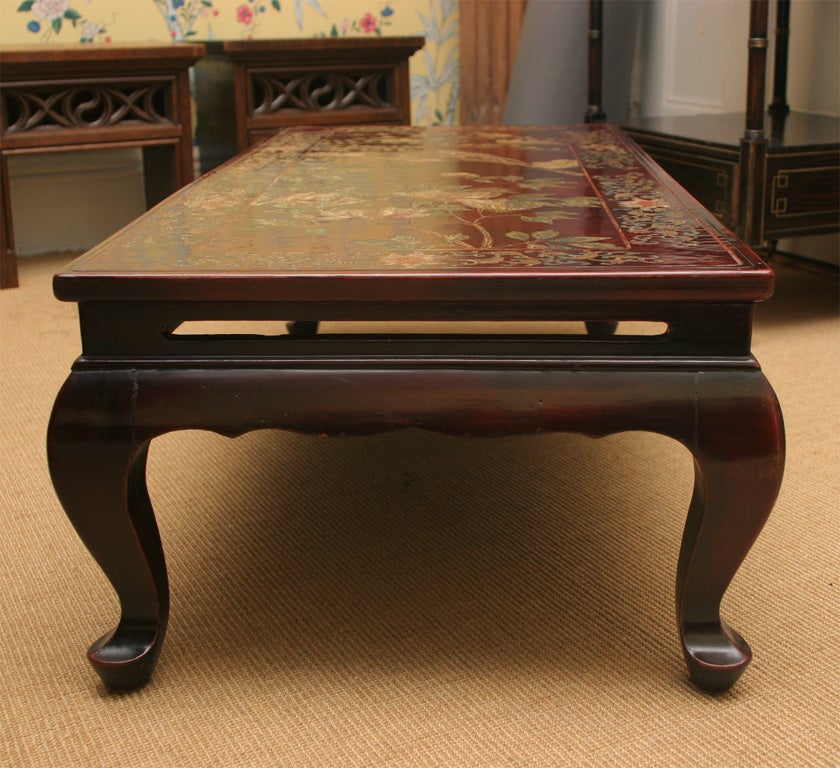 Antique Coromandel Polychrome Lacquer Low Table on Cabriole Legs, 19th Century 2