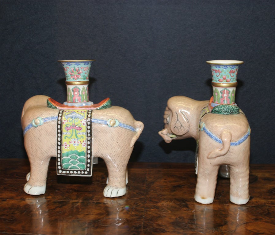 19th Century A Pair Of Chinese Export Porcelain Elephant-form Candle Holders