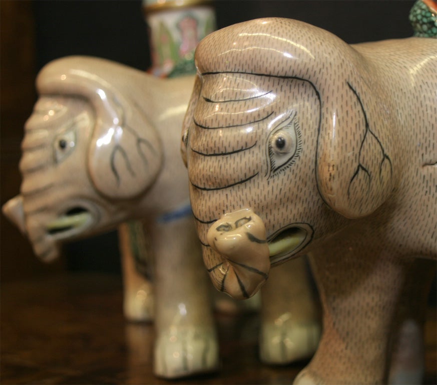 A Pair Of Chinese Export Porcelain Elephant-form Candle Holders 2