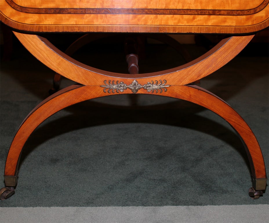 Regency Satinwood Sofa Table In Good Condition For Sale In New York, NY