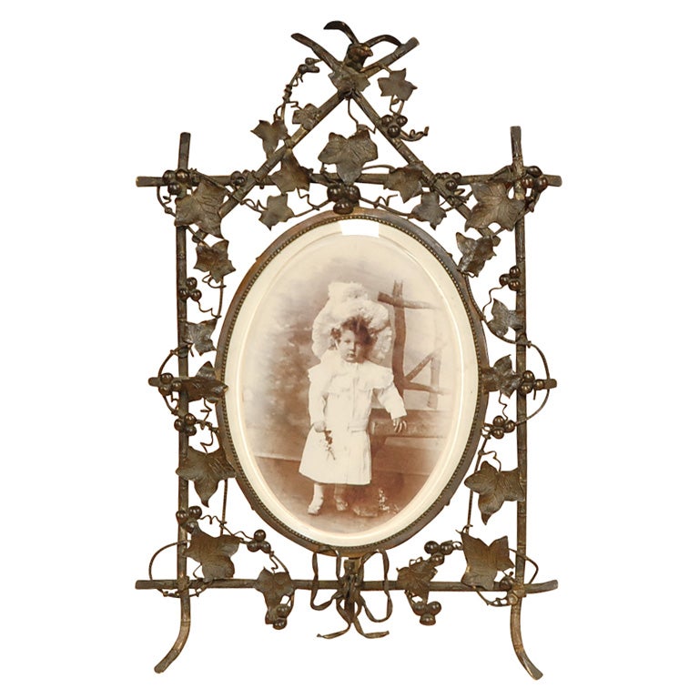 Antique decorative standing picture frame For Sale at 1stDibs