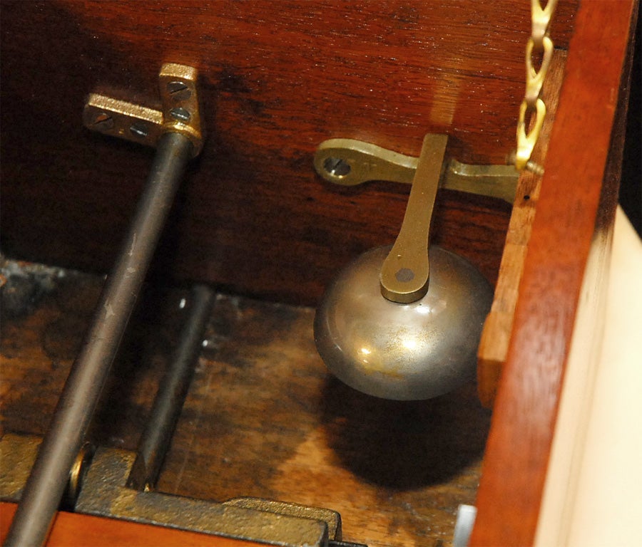 Walnut Antique cash box. For Sale