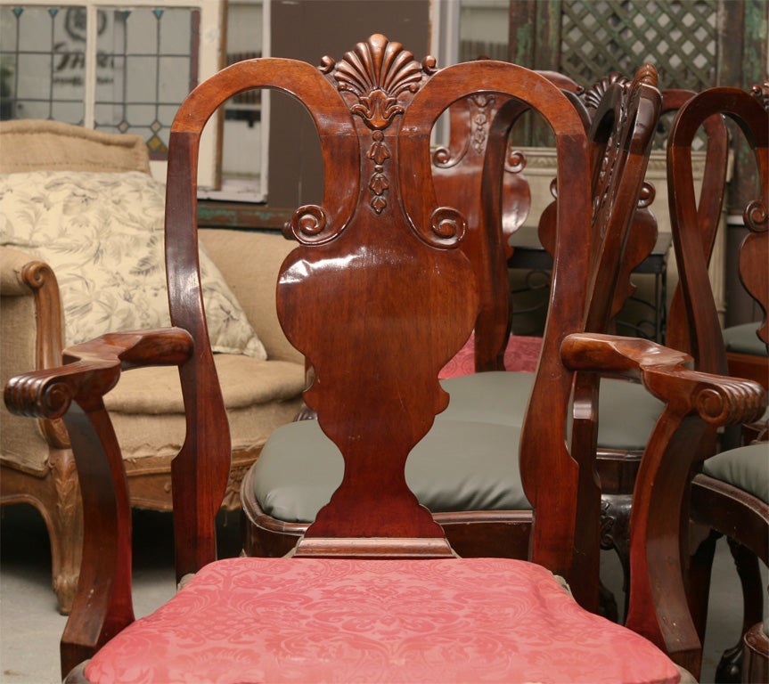 Set of 8 Queen Anne Style Dining Chairs