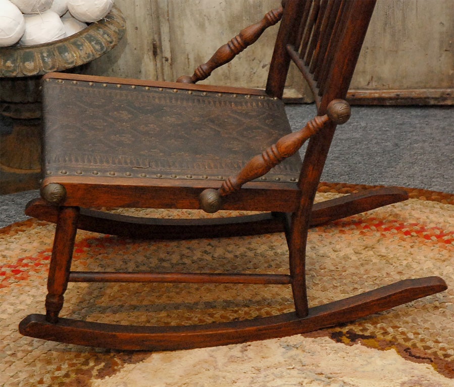 19THC ORIGINAL OLD FINISH HICKORY AND LEATHER ROCKING CHAIR 2