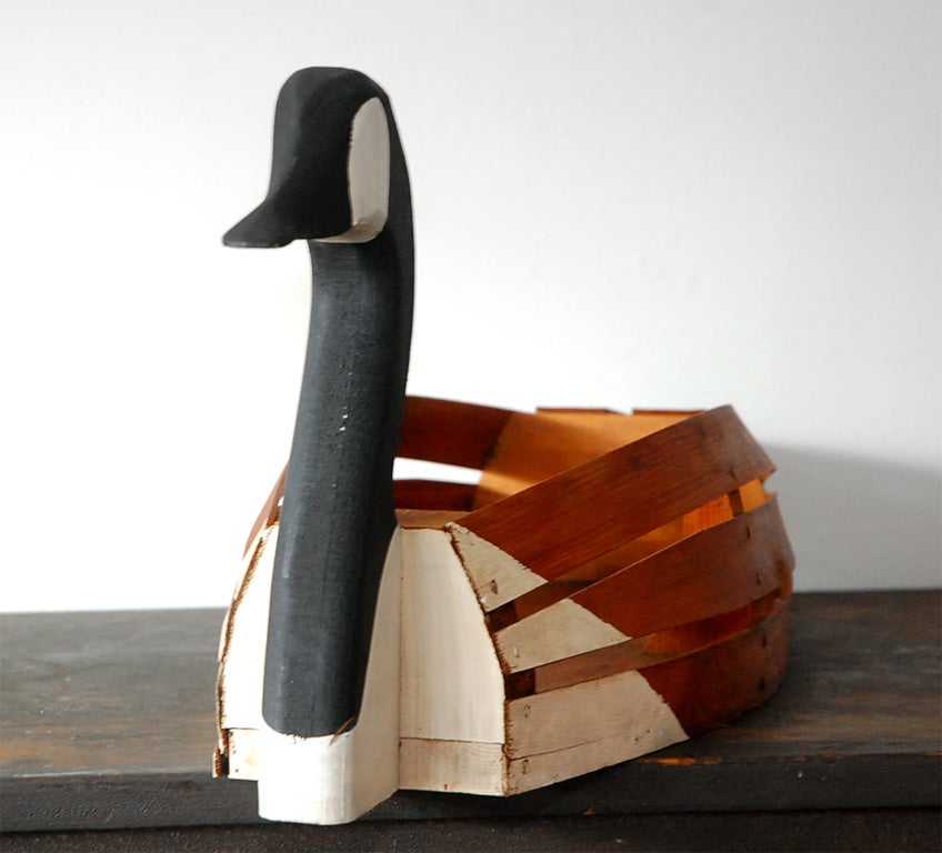 Pine EARLY 20TH C. DUCK PLANTER FROM NEW ENGLAND