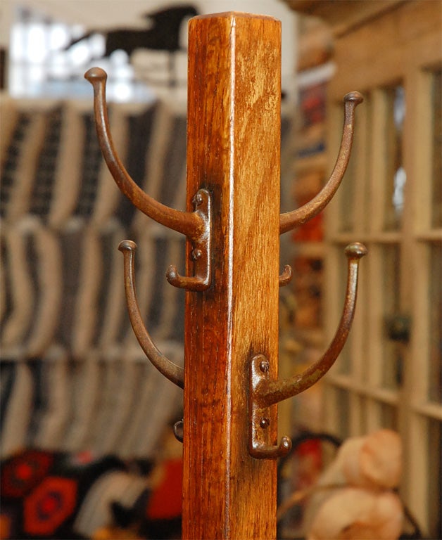 American EARLY 20THC  COAT TREE/RACK IN ORIGINAL OLD SURFACE