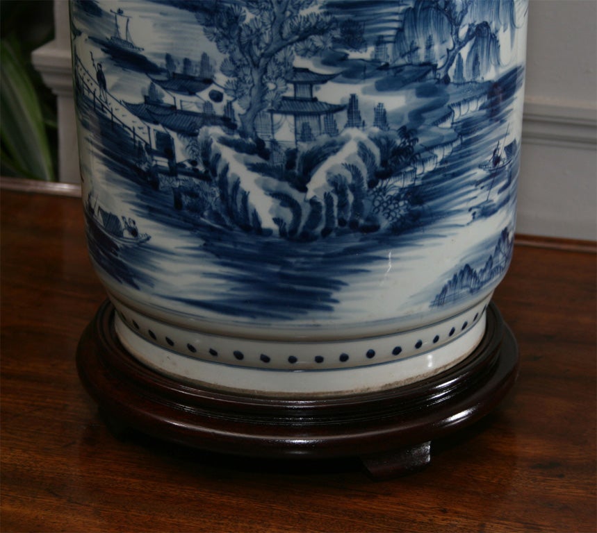 A Pair of Chinese Blue & White Porcelain Lamps 1