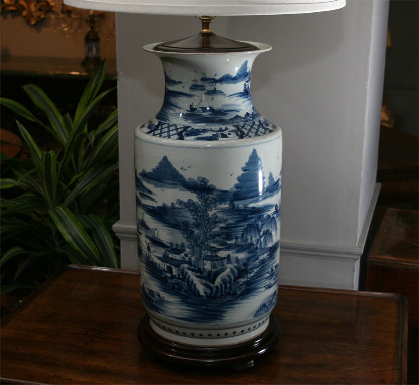 A Pair of Chinese Blue & White Porcelain Lamps 2